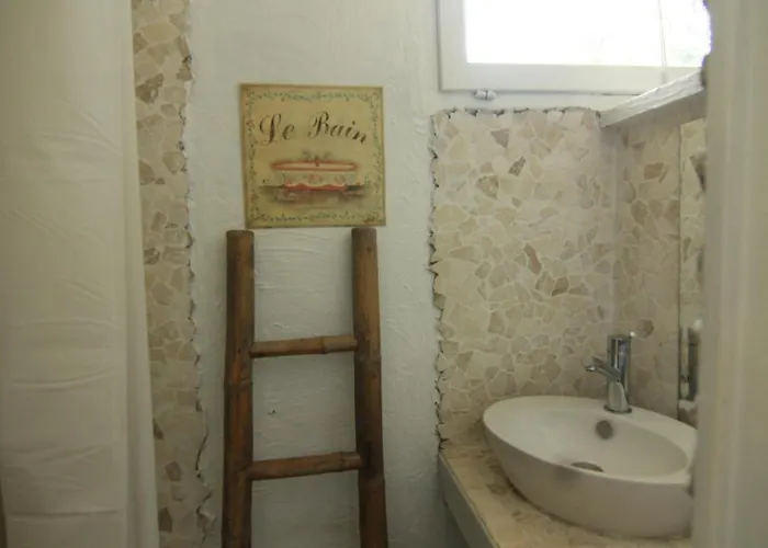 Bed & Breakfast Mas Les Micocouliers